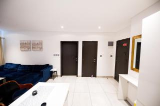 The Signature Apartment Unit A407-Charming stay in Accra with AC, Free WiFi - Accra - 3
