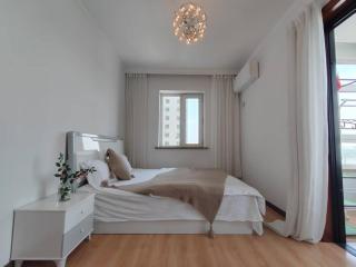 Central Street River View Apartment - Harbin - 4