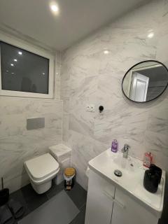 Studio Rénové avec parking et balcon - Fegersheim - 9