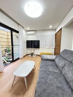 Near Asakusa, 5-min from Station, 5BR 150 square meters House, Near Skytree - 0