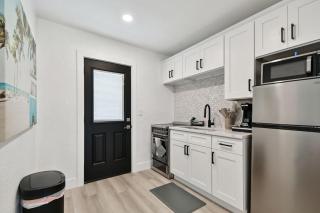 Lujo at Treasure Island Unit 3 - St Pete Beach - 4