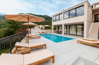 Stiks Exclusive Apartment - Radanovići - 0