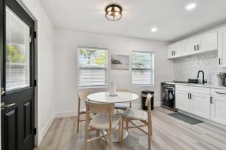 One Block to Gulf Shores | Treasure Island - 5