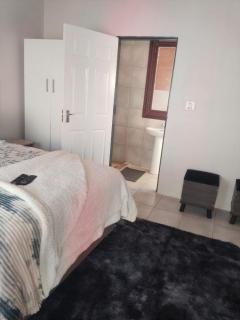 Rasesa Guesthouse Block V - Soshanguve - 6