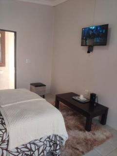 Rasesa Guesthouse Block V - Soshanguve - 1