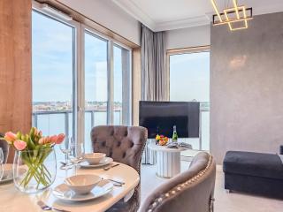 URBAN APARTMENTS GLOBAL SKYLINE, 15th Floor No 23, Free Garage, Self Check-in, No Deposit - Kattowitz - 0