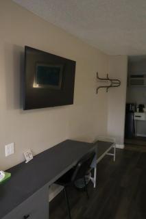 Economy Inn Historic District - 1