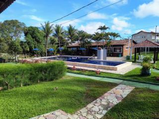 Casa de frente para a piscina - 0