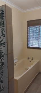 Green Escape Guesthouse - Albert Falls - 2