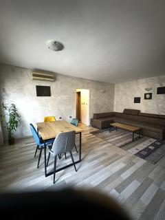 Parchevich 31 Center Apartment - 24h Self Check-in - Sofia - 5