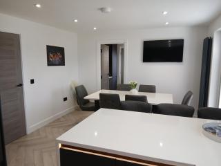 Newly renovated house Elgin - Elgin - 5