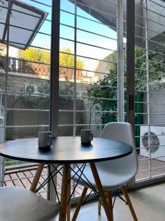 Beautiful apt with garden An oasis in the city - 4