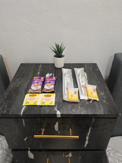 MixxHome Seremban 2, Two Single Beds, Share Bathroom - Seremban - 2