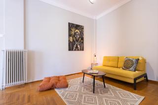 Big Stylish 2BR Apt City Views 3 Min Walk to Sea - 1