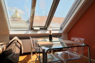 Modern Penthouse in the City Center with Heated Floors & Private Terrace Views - 5