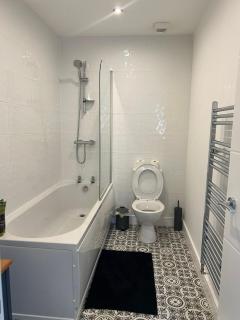 Spacious 4BR House with Backyard in Saint Helens - Saint Helens - 7