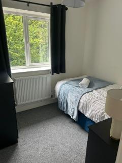 Spacious 4BR House with Backyard in Saint Helens - Saint Helens - 5