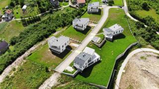 Modern Villas In Green Paradise - Sarajevo - 0