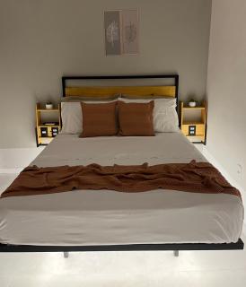 Flat com ar e varanda com linda vista para o Ibituruna - Véu de Noiva 204 - Governador Valadares - 4