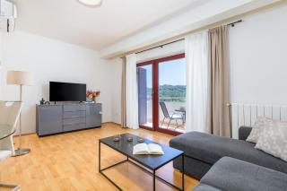 Modern new apartments Pula - 6