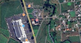 Modern 2-Bedroom Apart East - - 9