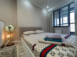 Globe Suite Comfort Stay in the city center - Bishkek - 0
