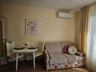 Apartments Near The Sea - Primorsko - 4