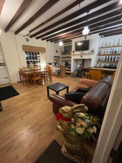 Simonburn Bed and Breakfast - 7