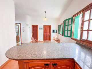 Fee4Me 5 Min from Sardina Beach - 7