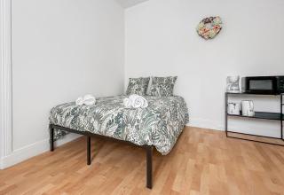 Studio lumineux avec jardin commun à Tours - 4