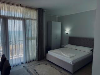 DIELL HOTEL - Durrës - 0