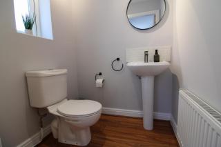 Luxury Riverside Living - Morton - 5