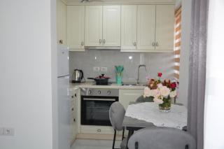 Apartament Cela - Çorovodë - 9