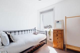 Salterns House - Coastal Escape near Sandbanks - Parkstone - 9