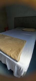 Depa económico, con baño privado, Heladera, tv, AA, Wifi - Luque - 2