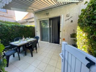 Maisonnette avec terrasse à 300m de plage 2 étoiles - Saint-Georges-de-Didonne - 0