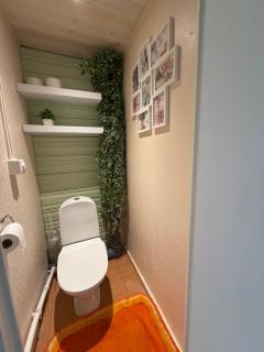 Mugav rõduga kodu Rapla linnas koos tasuta WiFi, TV & parkimisega ootab Sind! - Rapla - 1