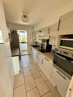 Joli cocon vue mer au cœur de La Ciotat - 6