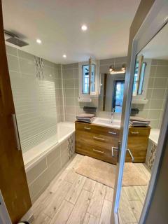 Joli cocon vue mer au cœur de La Ciotat - 4