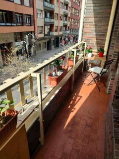 Amplio piso en el centro de Bilbao - Bilbao - 0