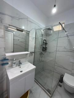 Ylli's Apartments - Saranda - 4