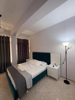 Ylli's Apartments - 4