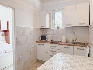 Apartments Rosemary - Promajna - 7