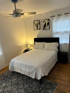 Tranquil Escape III - Evanston - 1