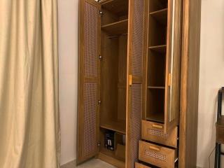 Modern Bohemian Studio, Prime Location - 3