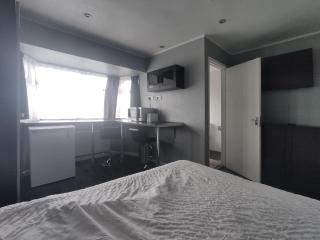 Vika Residence Deluxe Apartments Wednesbury Holiday Resort - Wednesbury - 6