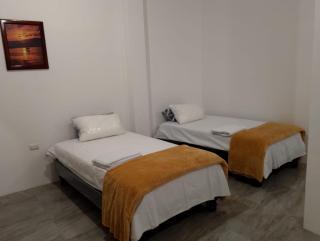 Casa Almendro - Puerto Villamil - 5
