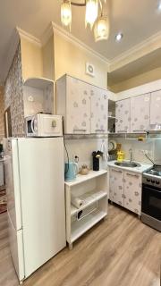 Spacious 1-bedroom apartment in complex Park City near Togolok Moldo park - 3