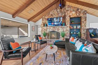 7BR Paradise Palms Pool, Views and Event Ready - El Cajon - 1