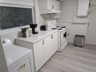 Cozy Bachelor Unit - 5